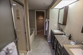 Ocean Harbor by VTrips