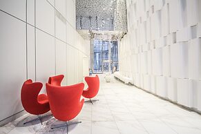 The Bay Suites - Entertainment Dist