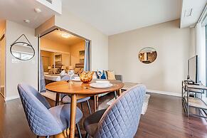 The Bay Suites - Entertainment Dist