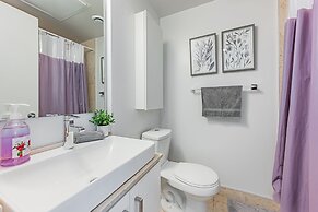 The Bay Suites - Entertainment Dist