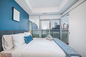 The Bay Suites - Entertainment Dist