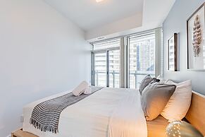 The Bay Suites - Entertainment Dist