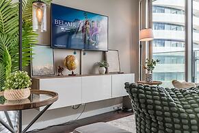 The Bay Suites - Entertainment Dist