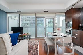 The Bay Suites - Entertainment Dist