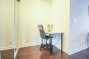 The Bay Suites - Entertainment Dist