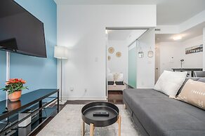 The Bay Suites - Entertainment Dist