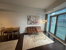 The Bay Suites - Entertainment Dist