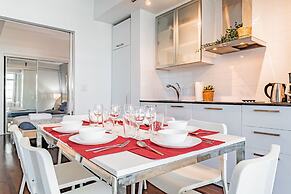 The Bay Suites - Entertainment Dist