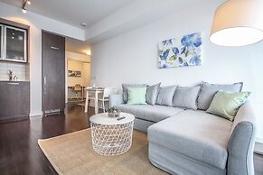 The Bay Suites - Entertainment Dist