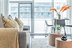 The Bay Suites - Entertainment Dist