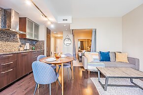 The Bay Suites - Entertainment Dist