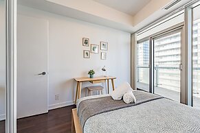 The Bay Suites - Entertainment Dist