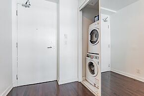 The Bay Suites - Entertainment Dist