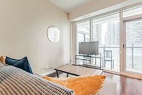 The Bay Suites - Entertainment Dist