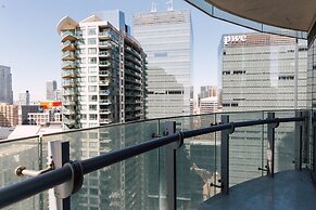 The Bay Suites - Entertainment Dist