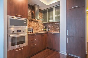 The Bay Suites - Entertainment Dist