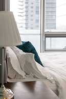 The Bay Suites - Entertainment Dist