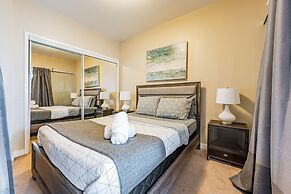 The Bay Suites - Entertainment Dist