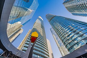 The Bay Suites - Entertainment Dist