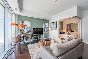 The Bay Suites - Entertainment Dist