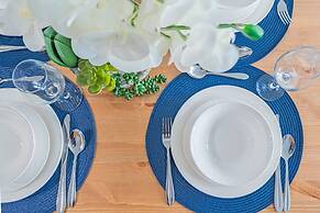 The Bay Suites - Entertainment Dist