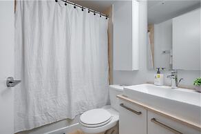 The Bay Suites - Entertainment Dist