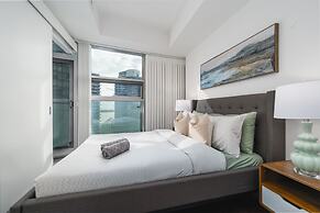 The Bay Suites - Entertainment Dist