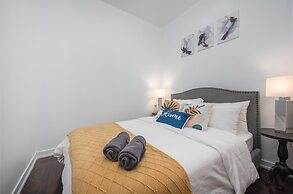 The Bay Suites - Entertainment Dist