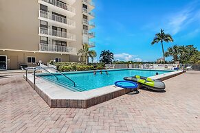 Lovers Key Beach Club