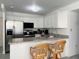 Lovers Key Beach Club