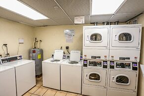 Lovers Key Beach Club