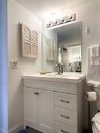 Lovers Key Beach Club