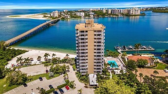 Lovers Key Beach Club