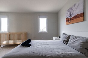 Luxury Entire house mins Niagara falls & Brock uni