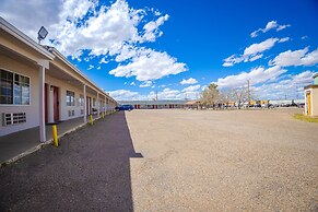 Holiday Motel, Lordsburg By OYO