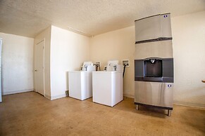 Holiday Motel, Lordsburg By OYO