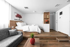 Ultima Suites Nilie Hospitality MGMT