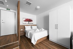 Ultima Suites Nilie Hospitality MGMT