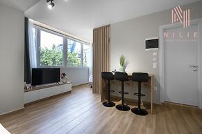 Ultima Suites Nilie Hospitality MGMT