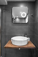 Ultima Suites Nilie Hospitality MGMT