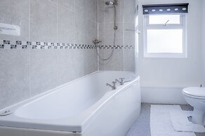 Angel Cottage - 3 Bedroom - Stepaside