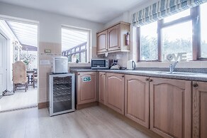 Angel Cottage - 3 Bedroom - Stepaside