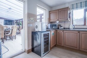 Angel Cottage - 3 Bedroom - Stepaside