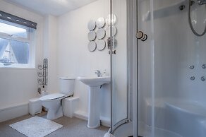 Angel Cottage - 3 Bedroom - Stepaside