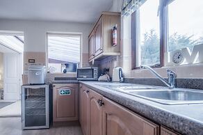 Angel Cottage - 3 Bedroom - Stepaside