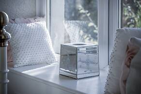 Angel Cottage - 3 Bedroom - Stepaside