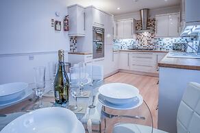 South Beach View- 2 Bedroom - Tenby