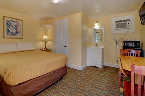 Brookside Inn & Cottages