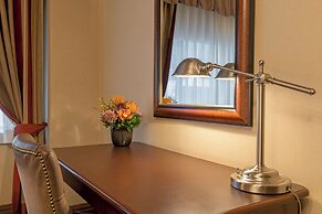 The Blakely by LuxUrban