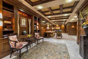 The Blakely by LuxUrban